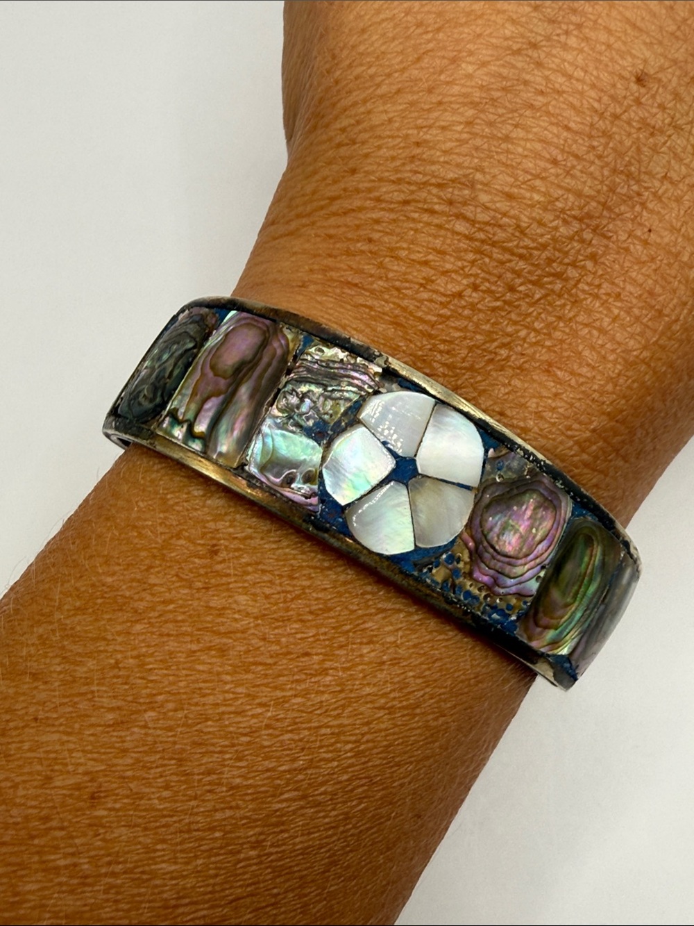 Vintage Alpaca Mexico Silver Mother of Pearl Flower Abalone Bangle Bracelet